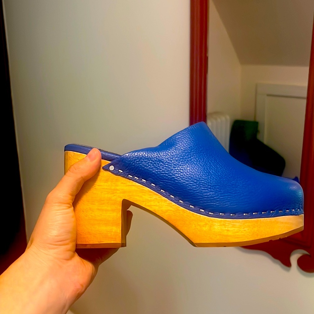 Charlotte Stone NIB wood clog cobalt blue size 9